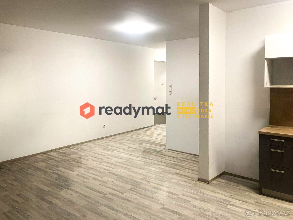 Byty, Hodonín, 695 01