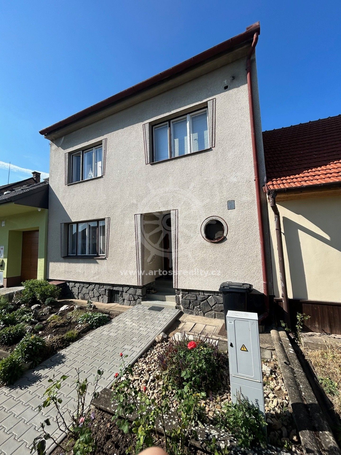 Prodej rodinný dům - Hrušky, 103 m²