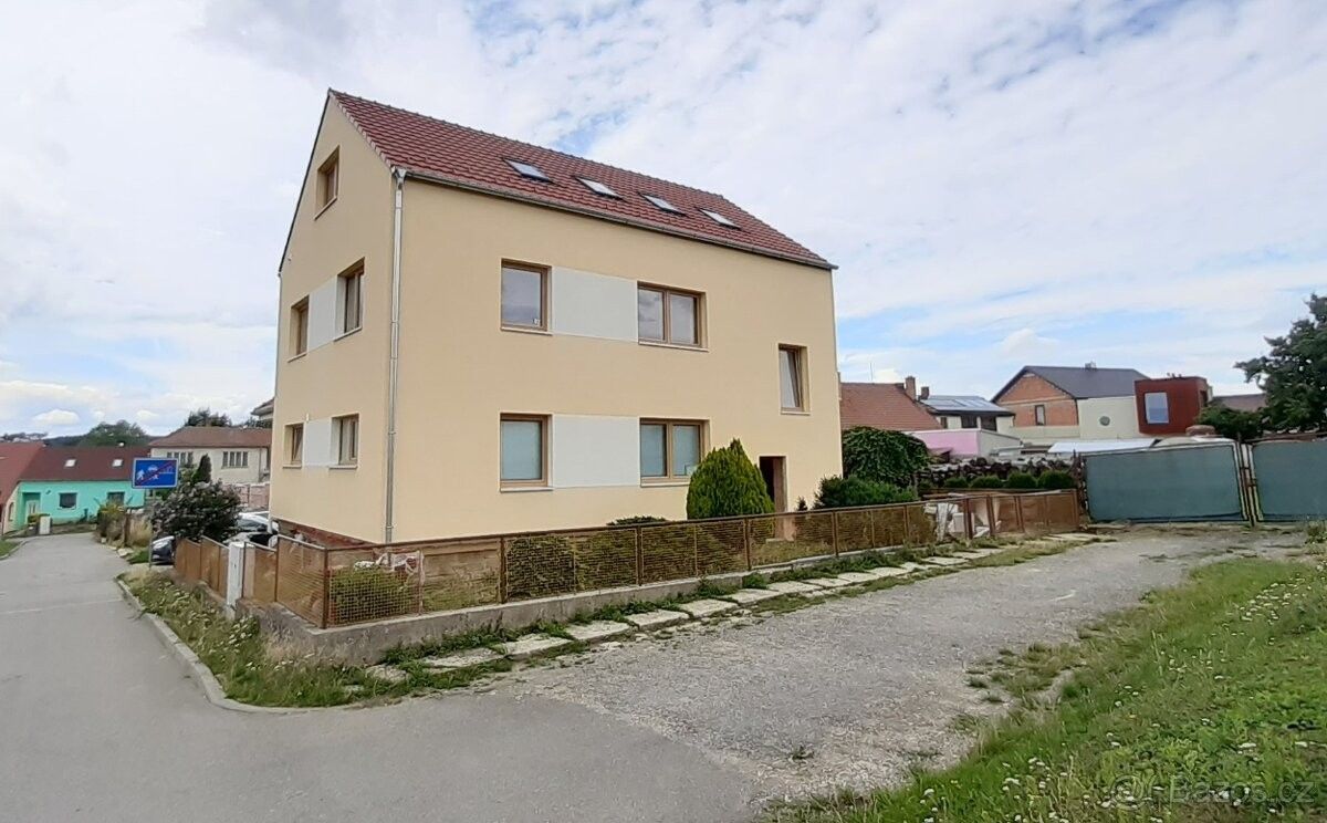 Prodej byt 2+kk - Zastávka u Brna, 664 84, 56 m²