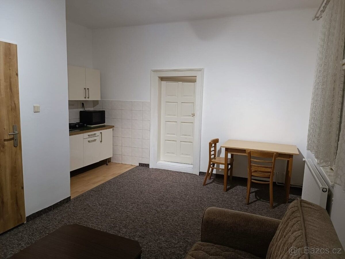 Byty, Liběchov, 277 21