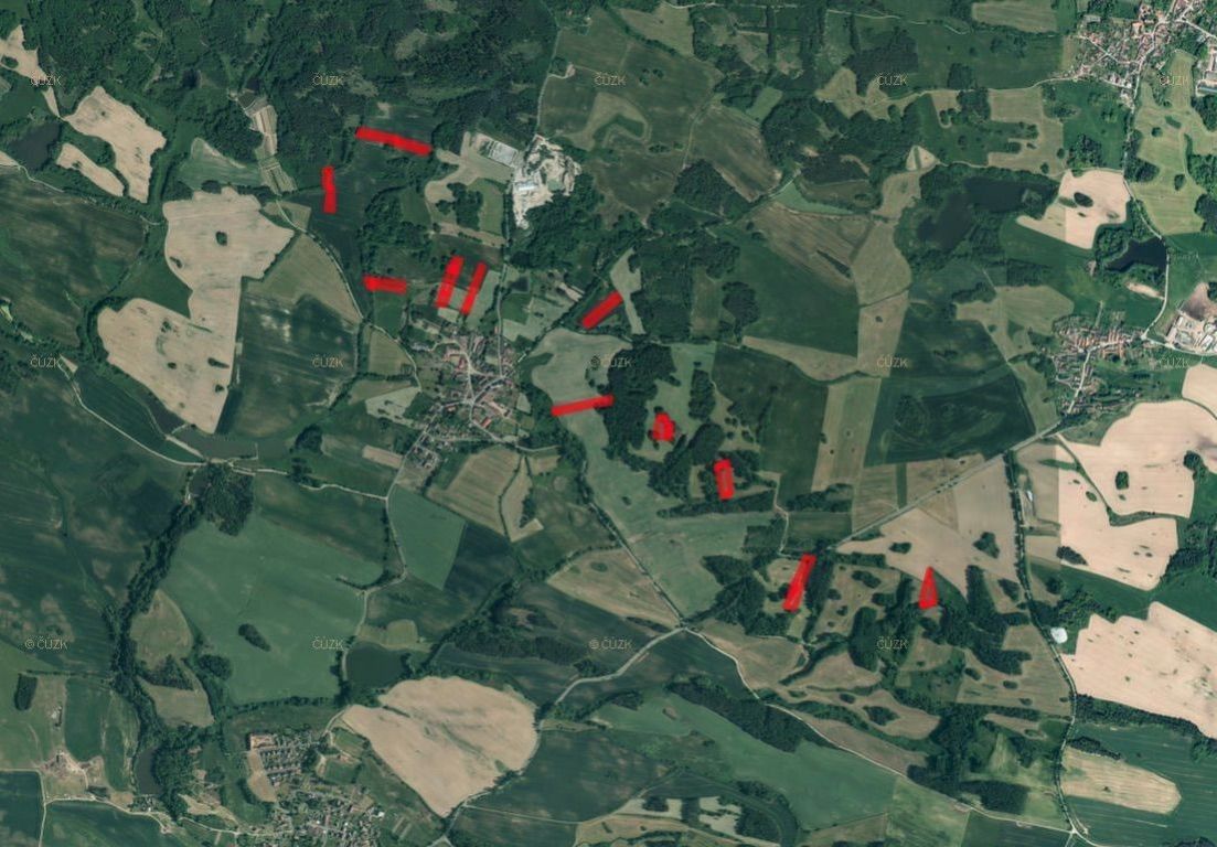 Zemědělské pozemky, Slatina, 40 440 m²