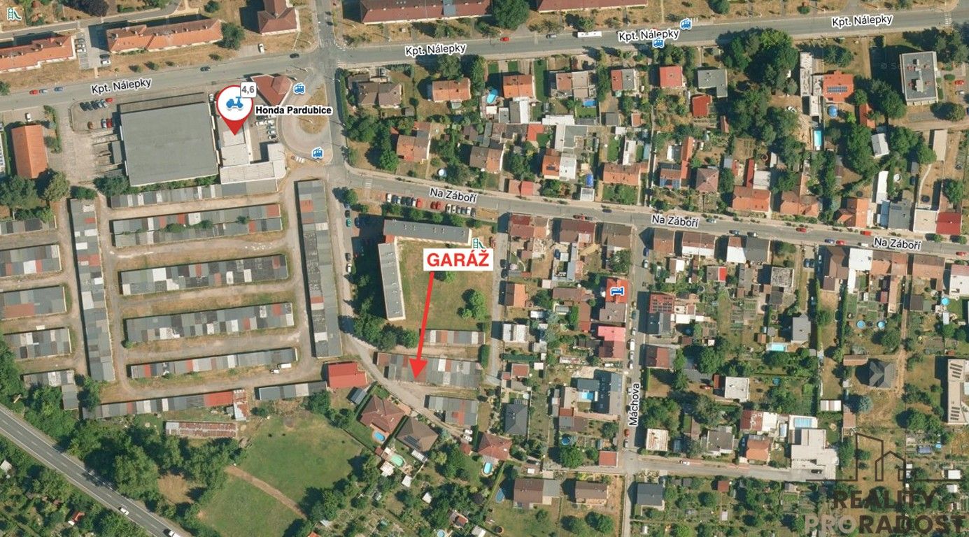 Garáže, Na Záboří, Pardubice, 18 m²