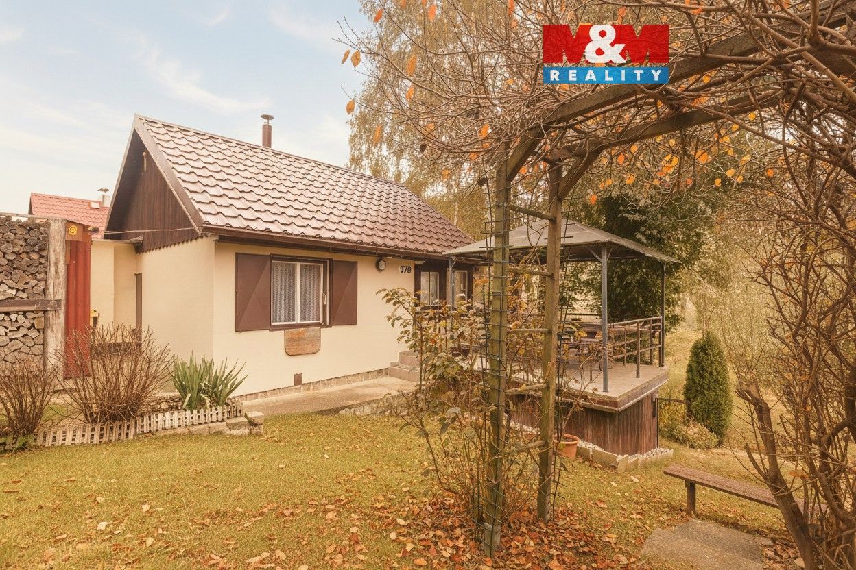 Chaty, Ohřecká louka, Klášterec nad Ohří, 39 m²