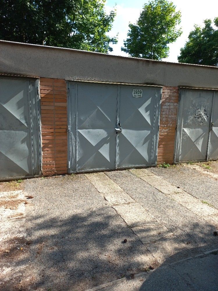 Garáže, Marie Majerové, Brno, 18 m²