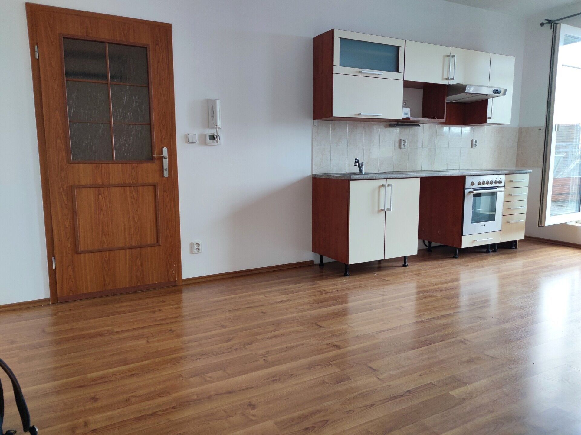 1+kk, Dr. Vrbenského, Kladno, 31 m²