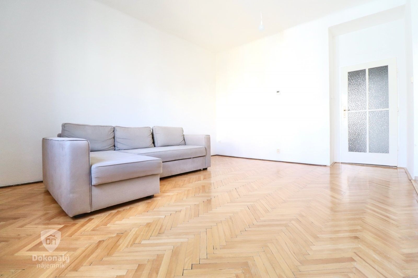 Pronájem byt 2+kk - Nad studánkou, Praha, 43 m²