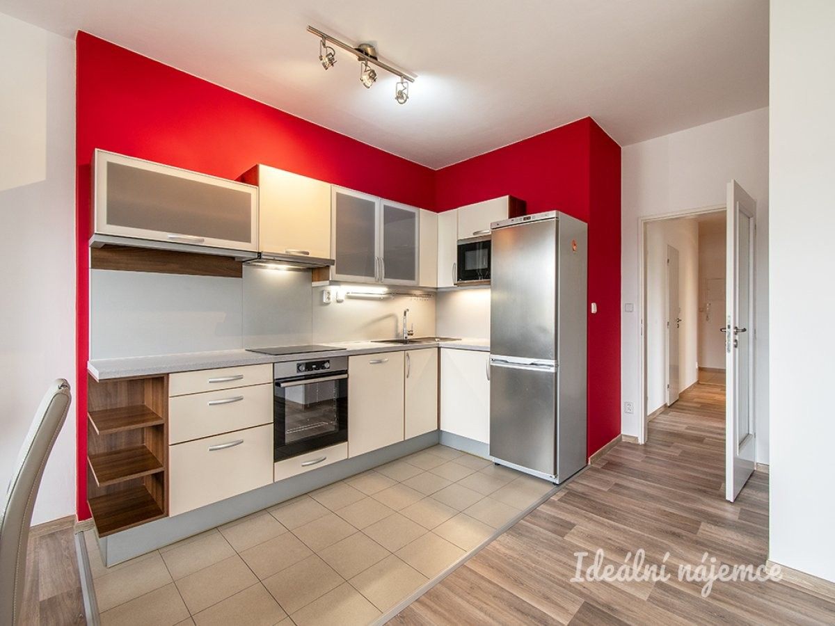 3+kk, Netlucká, Praha, 86 m²