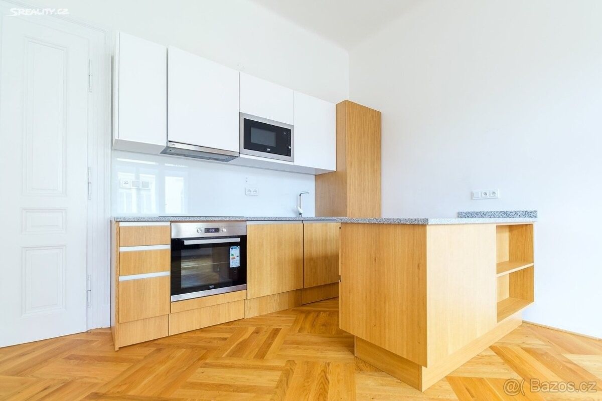 3+kk, Praha, 110 00, 74 m²