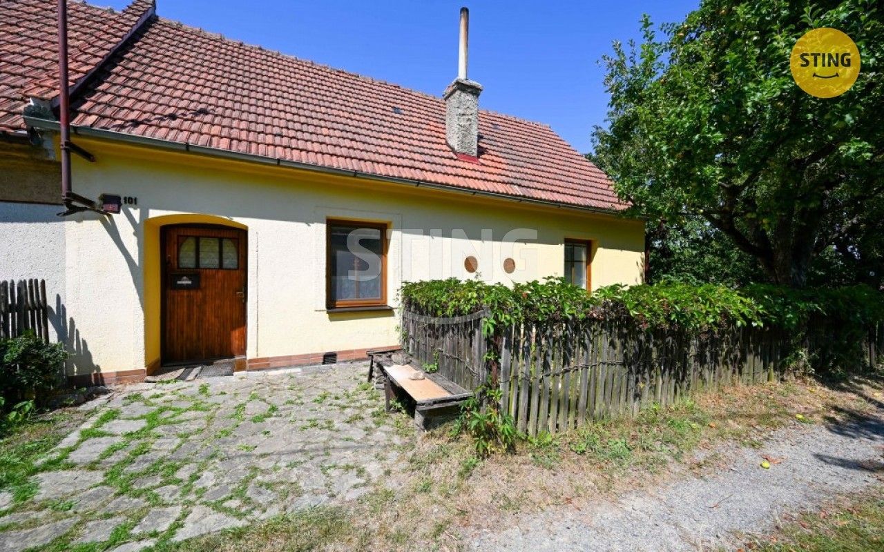 Prodej rodinný dům - Krásensko, 80 m²