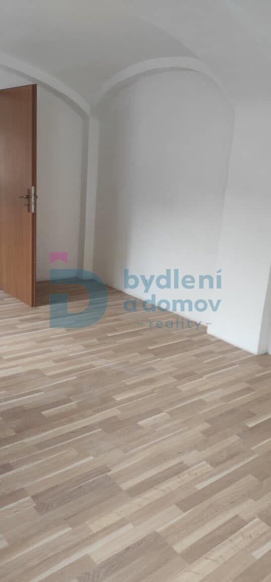 Pronájem byt 2+1 - Šternberk, 785 01, 150 m²