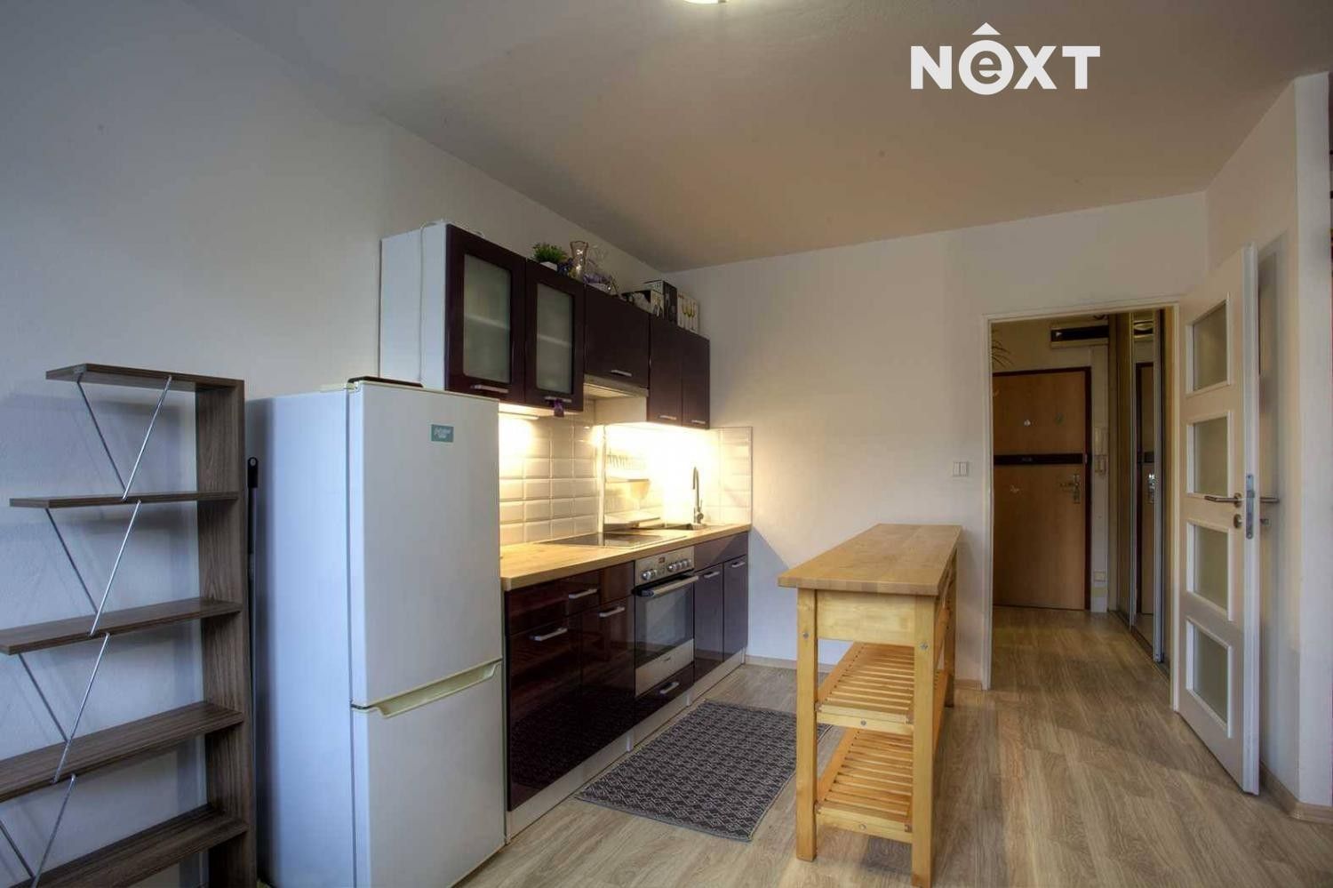 Prodej byt 1+kk - Třinecká, Praha, 39 m²