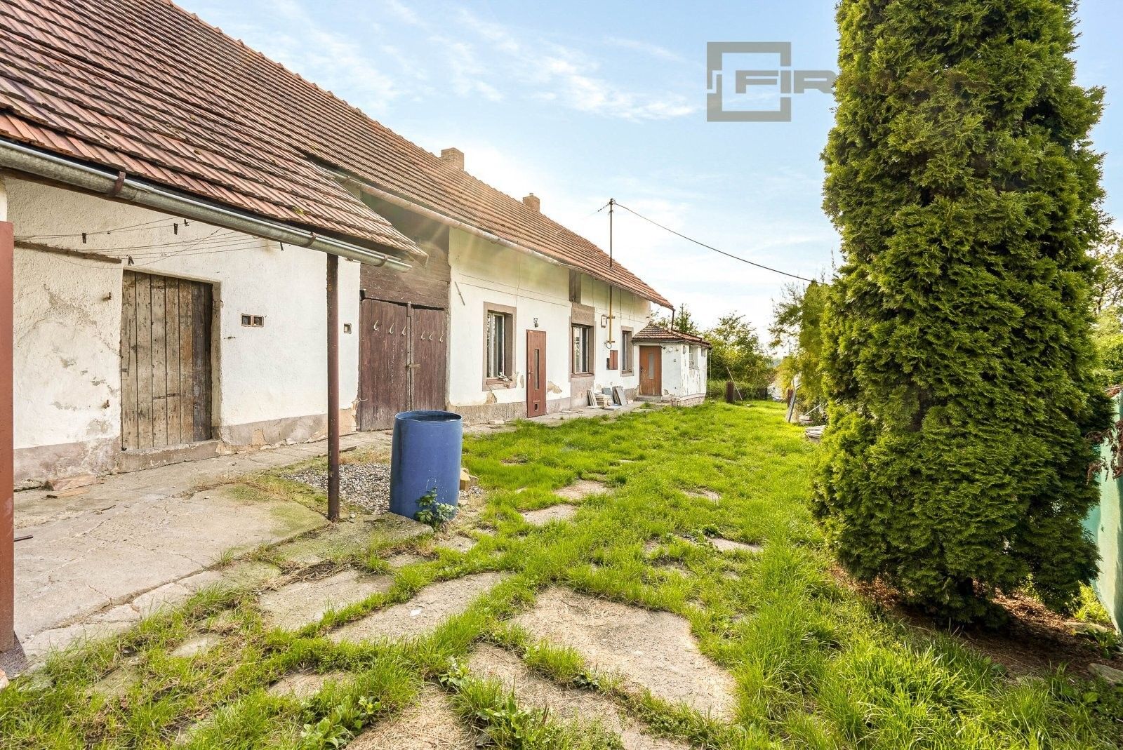 Rodinné domy, Hoření Vinice, Kly, 124 m²