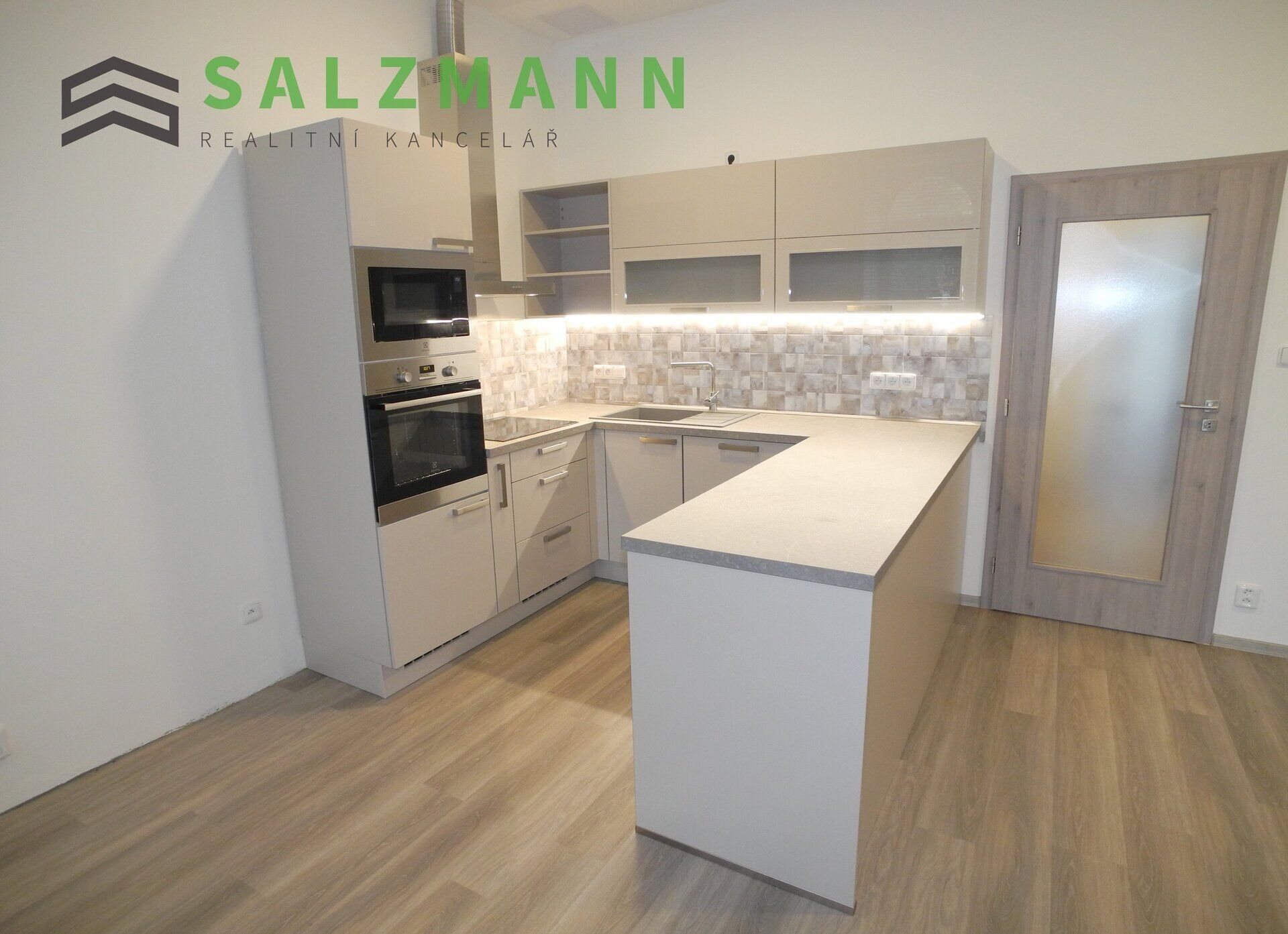 3+kk, Rokycanská, Plzeň, 79 m²