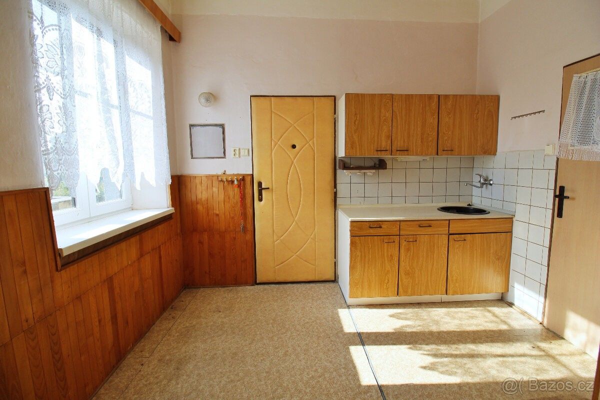 Byty, Mostek, 544 75