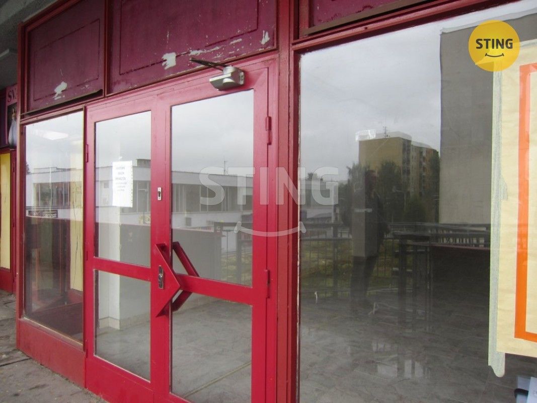 Pronájem obchodní prostory - tř. Těreškovové, Karviná, 78 m²