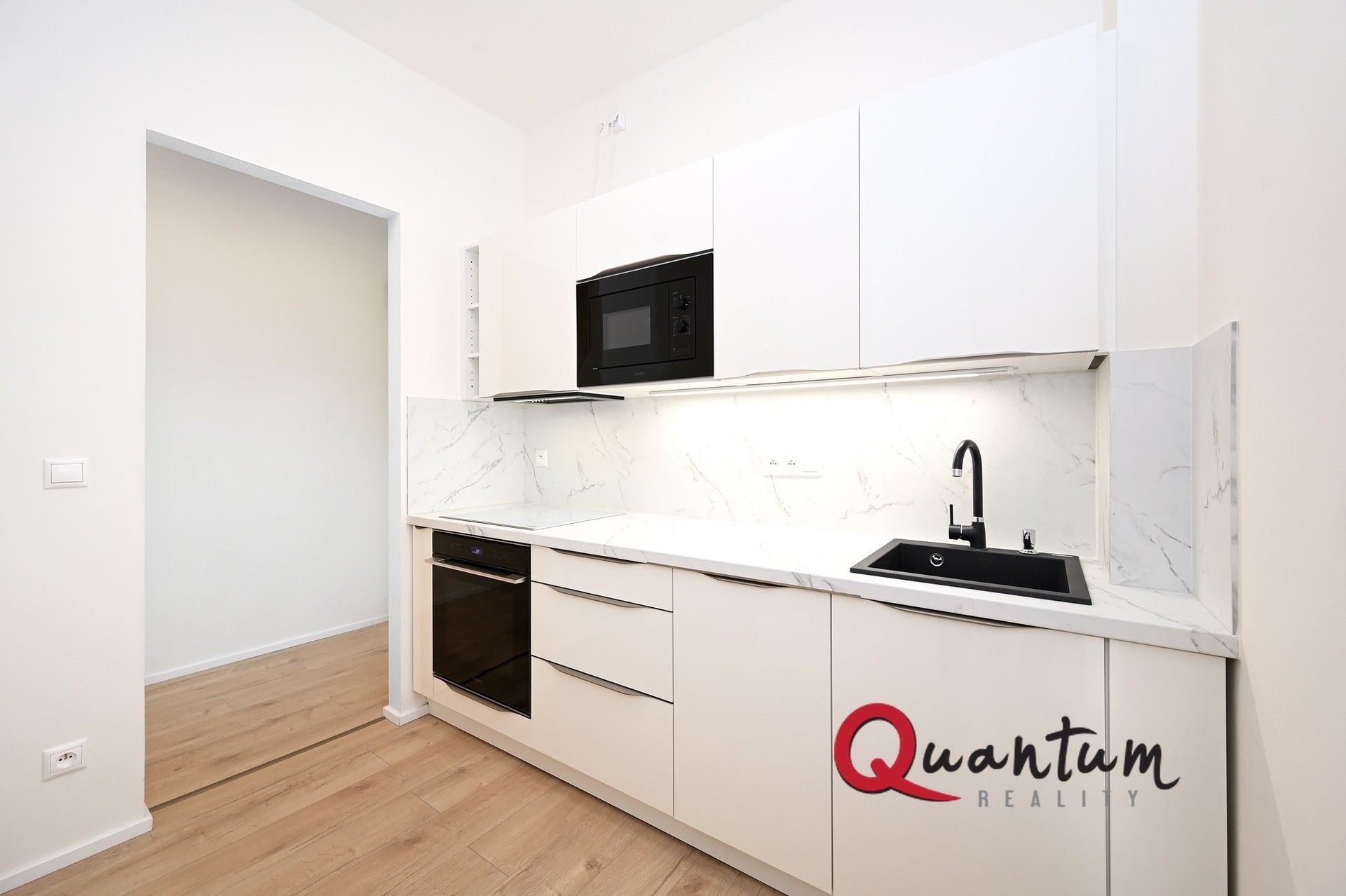 2+1, Jeseniova, Praha, 44 m²