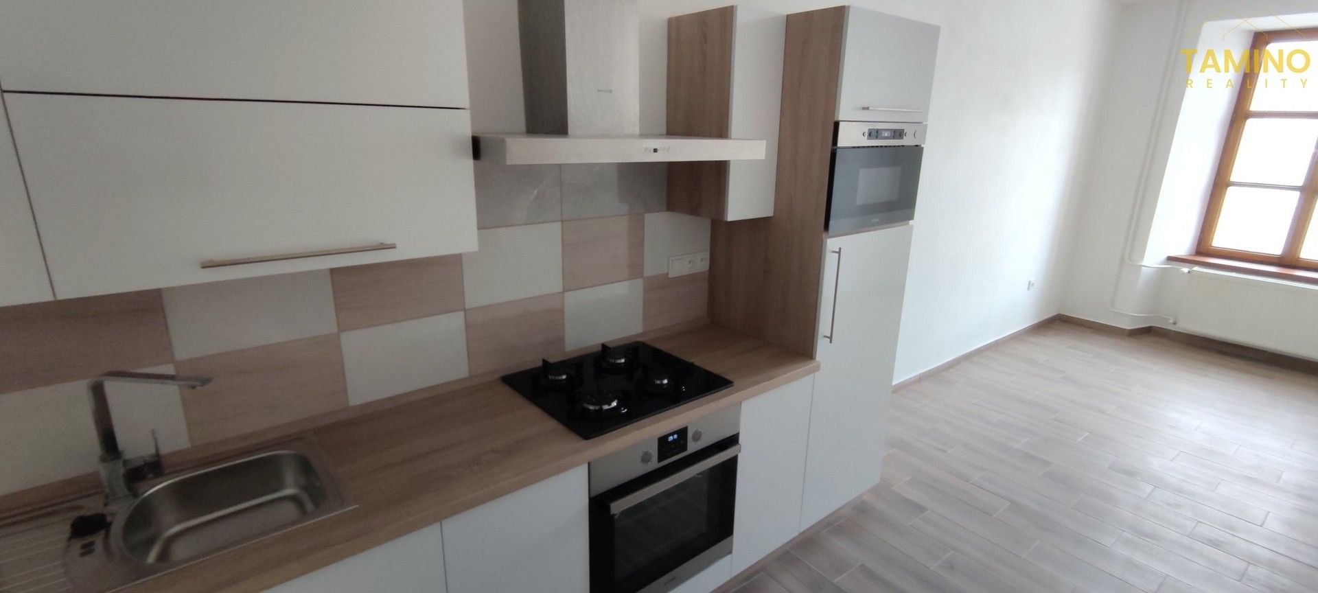 2+kk, nám. Míru, Moravské Budějovice, 55 m²