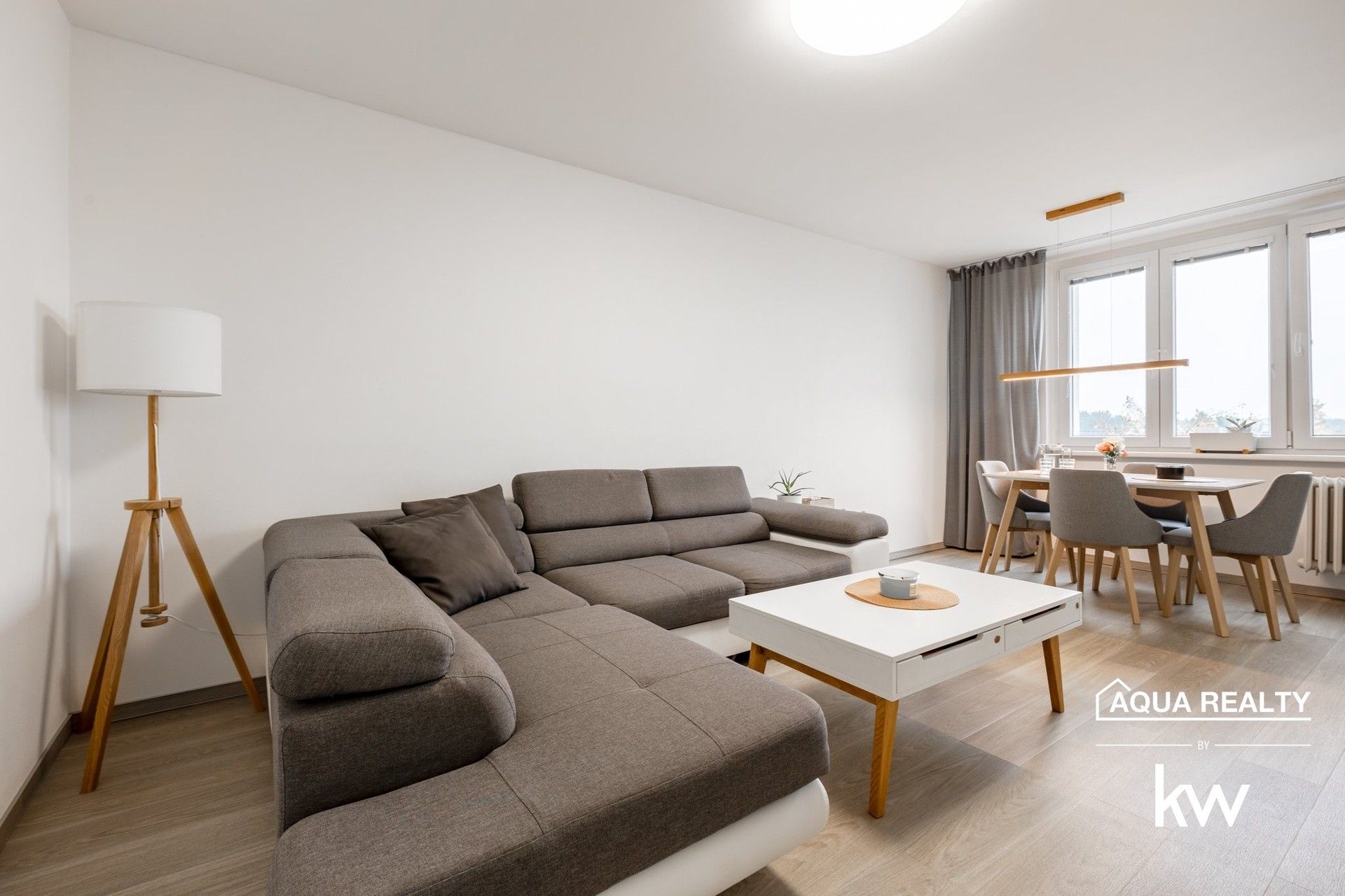 Prodej byt 3+1 - Závodu míru, Karlovy Vary, 84 m²