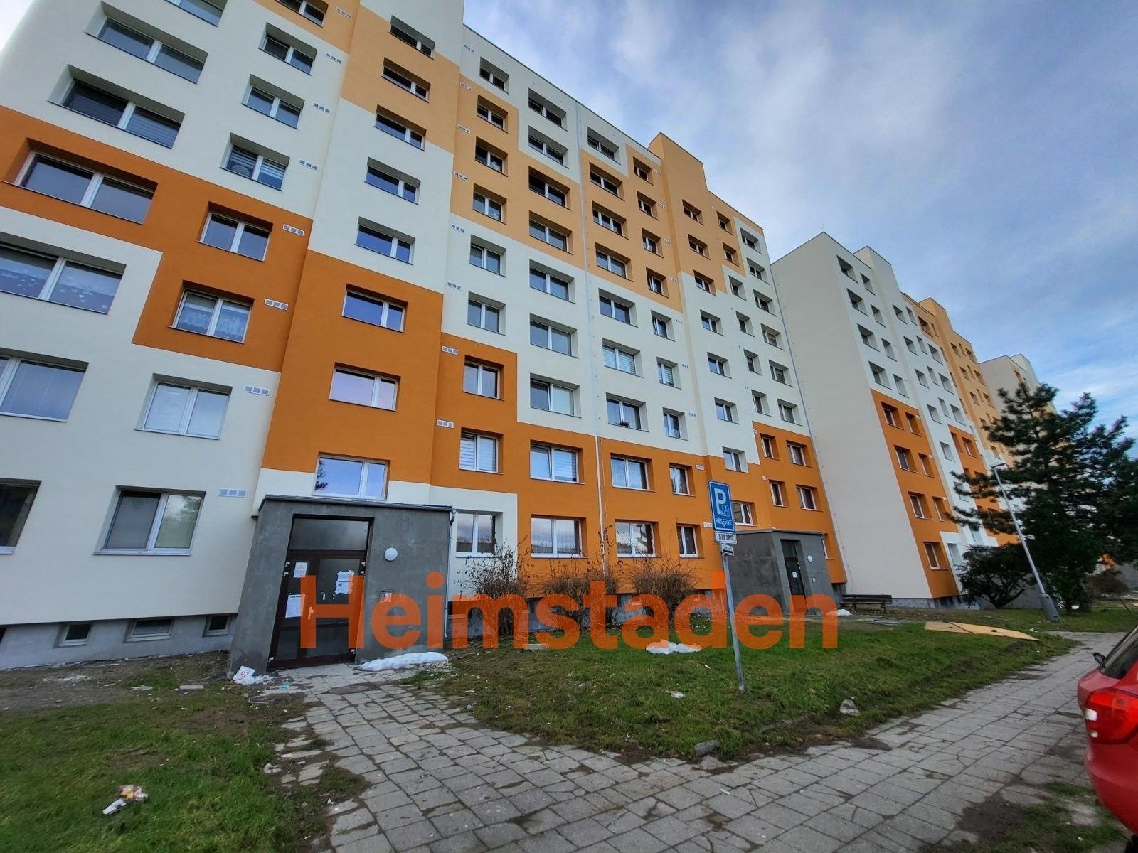 Pronájem byt 1+1 - Prameny, Karviná, 39 m²