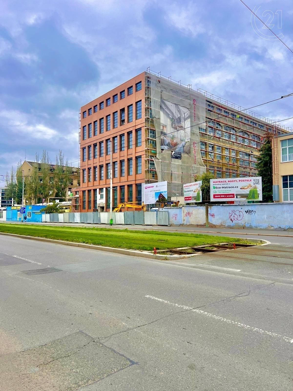 Prodej byt 4+kk - Kolbenova, Praha, 144 m²