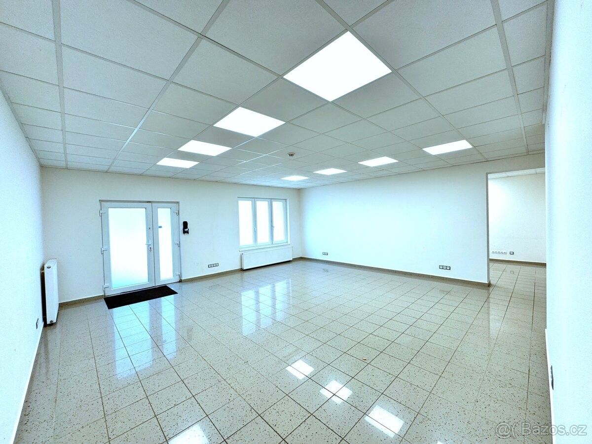 Prodej obchodní prostory - Dobročovice, 250 82