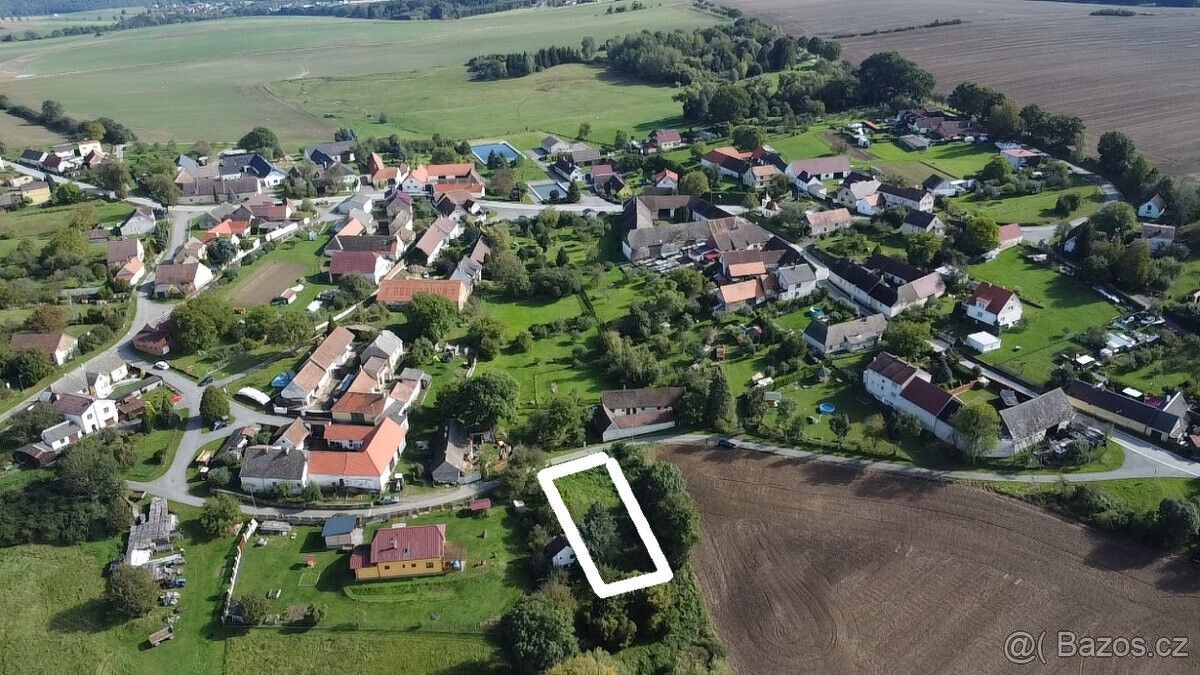 Pozemky pro bydlení, Chrášťany u Týna nad Vltavou, 373 04, 916 m²