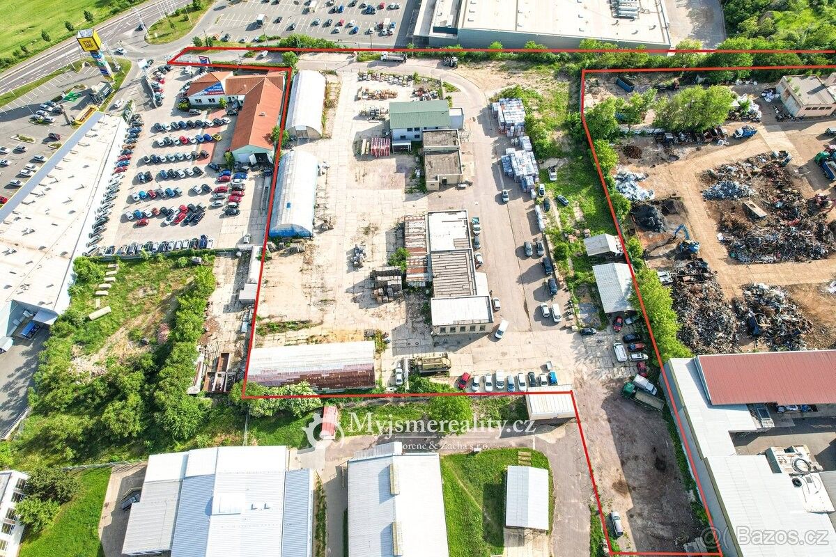 Pronájem obchodní prostory - Znojmo, 669 02, 15 810 m²