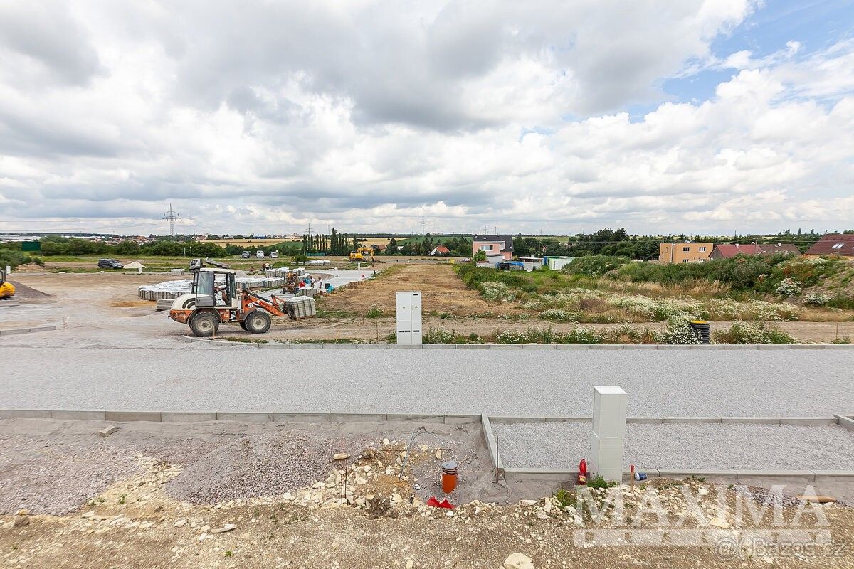 Prodej pozemek pro bydlení - Kladno, 272 01, 2 100 m²