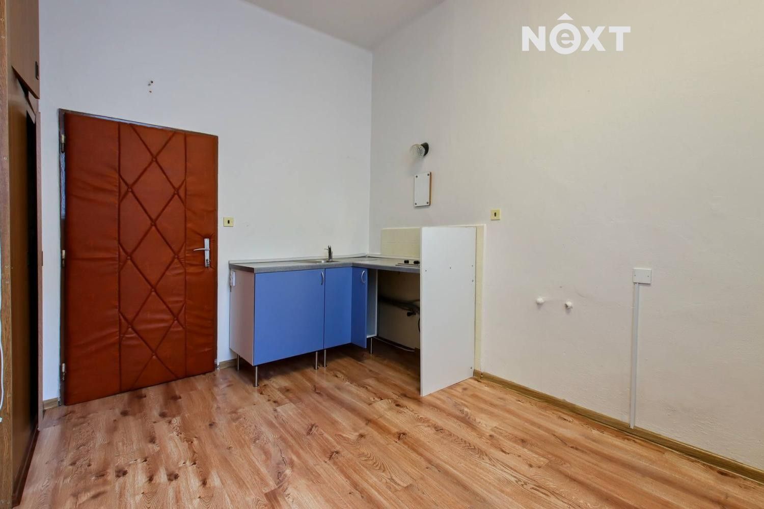 Kanceláře, U Fotochemy, Hradec Králové, 12 m²