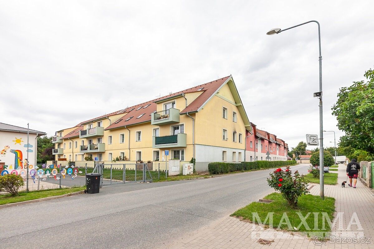 Byty, Kolín, 280 02