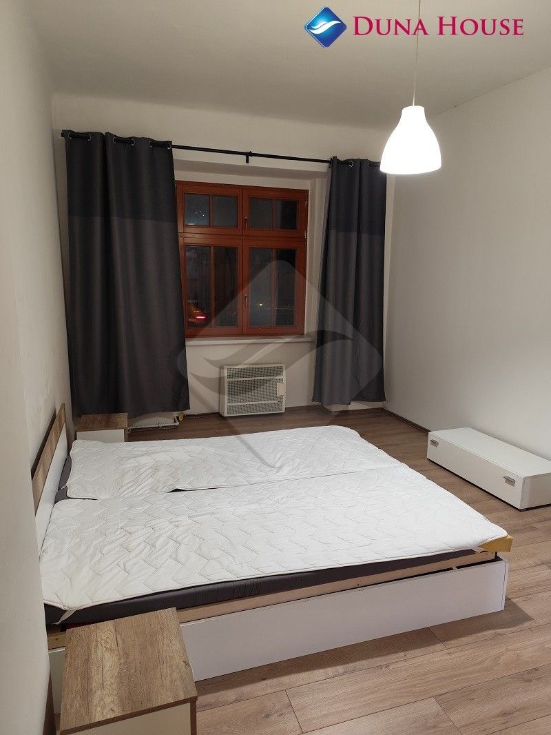 1+1, U Uranie, Praha, 44 m²