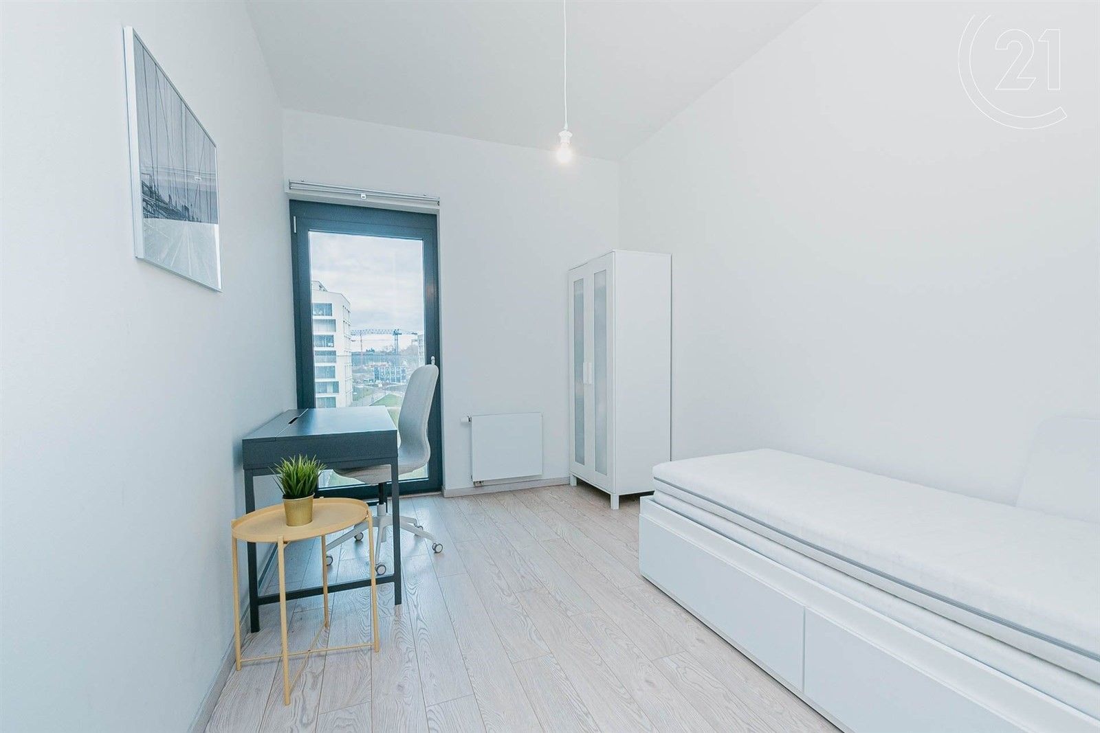 3+kk, U Mlýnského kanálu, Praha, 74 m²