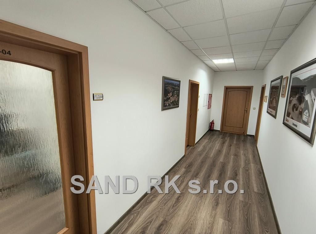 Obchodní prostory, náměstí Republiky, Horšovský Týn, 147 m²