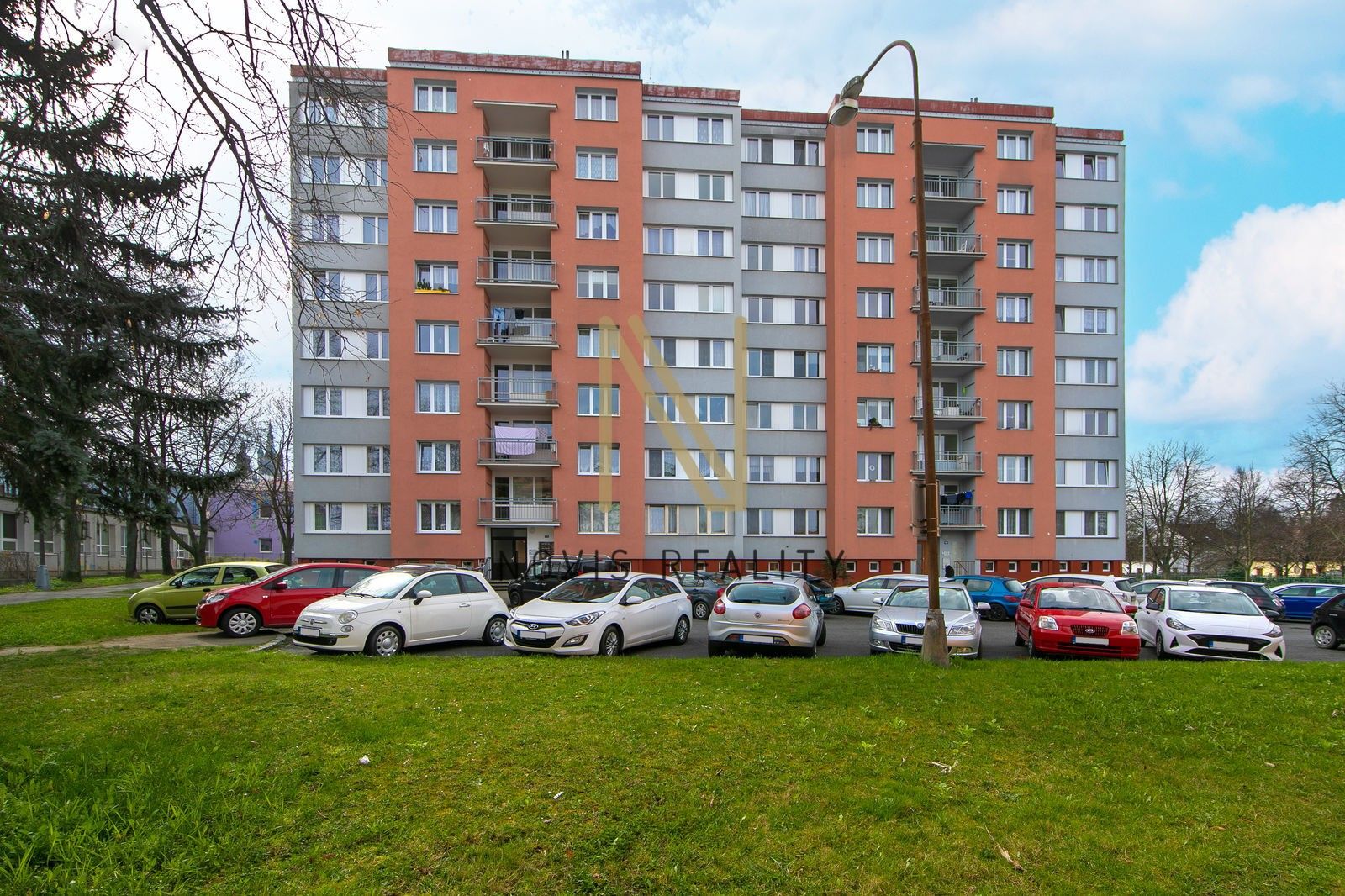 4+1, Sídliště U Pošty, Klatovy, 84 m²