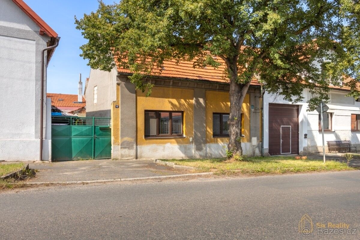 Prodej dům - Kněževes u Rakovníka, 270 01, 98 m²