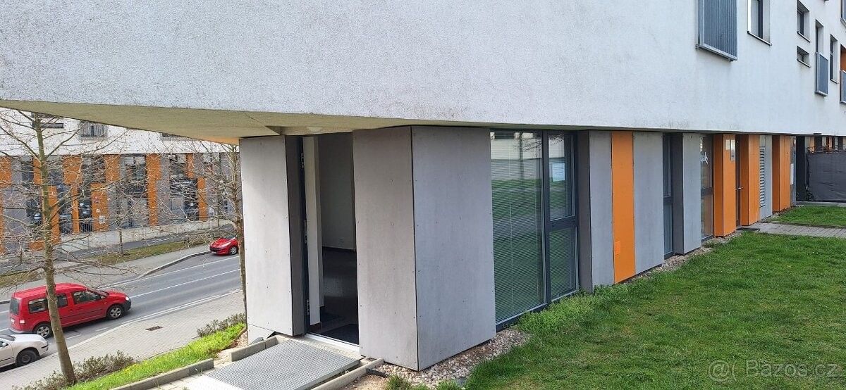 Obchodní prostory, Praha, 104 00