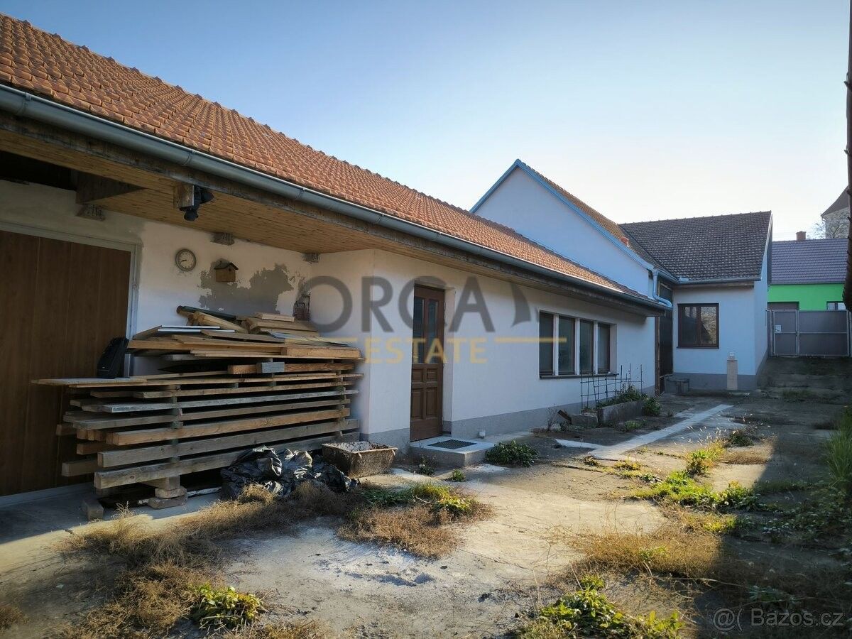 Prodej dům - Vlkoš u Kyjova, 696 41, 1 209 m²