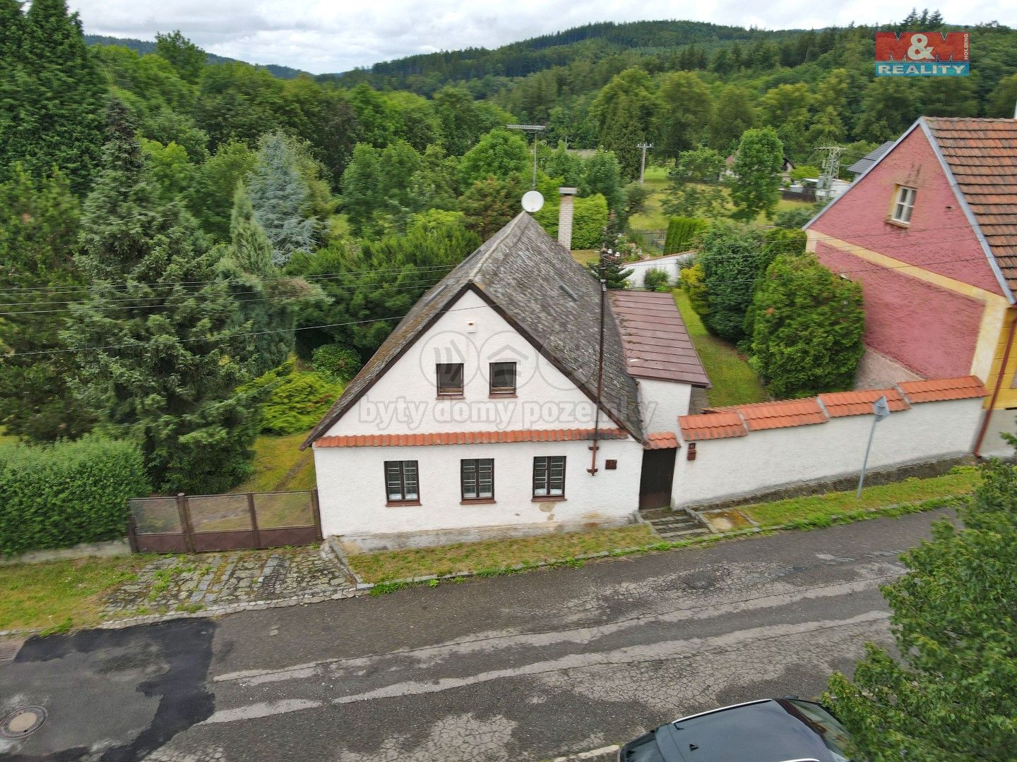 Prodej rodinný dům - Hluboš, 186 m²