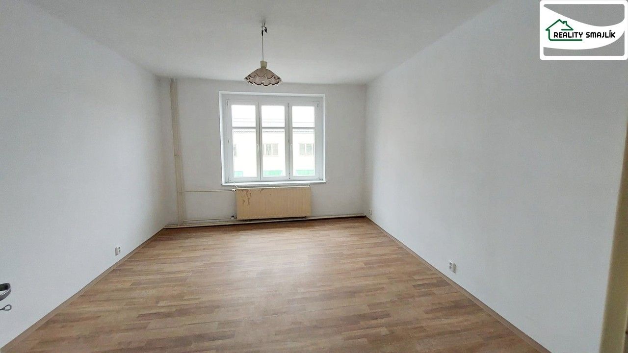 3+1, Karlova, Cheb, 84 m²
