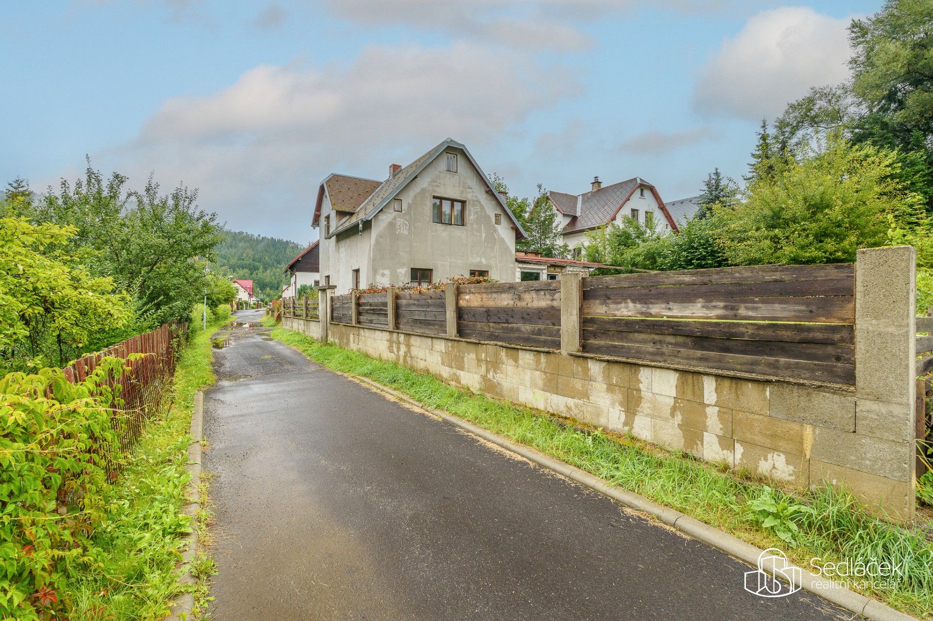 Prodej rodinný dům - Stříbrná, 163 m²