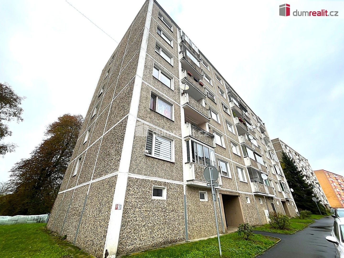 4+1, Lidické nábřeží, Sokolov, 77 m²