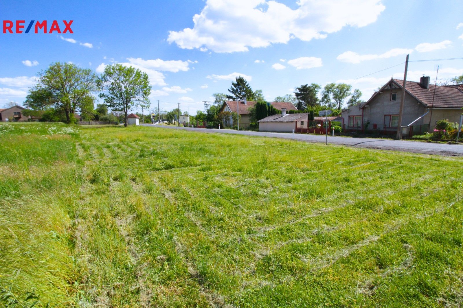 Pozemky pro bydlení, Rožďalovice, 827 m²