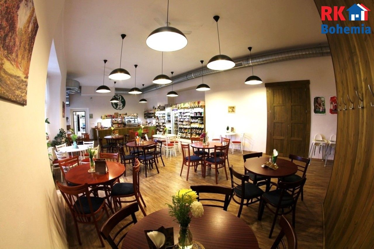 Restaurace, Staroměstské náměstí, Mladá Boleslav, 185 m²