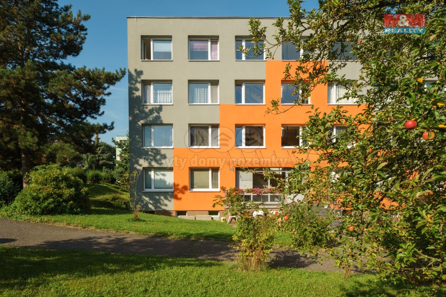 Prodej byt 2+1 - Na Sídlišti III, Průhonice, 43 m²