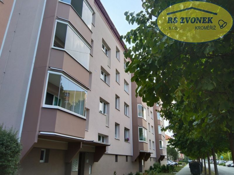 Pronájem byt 2+1 - Moravská, Chropyně, 54 m²