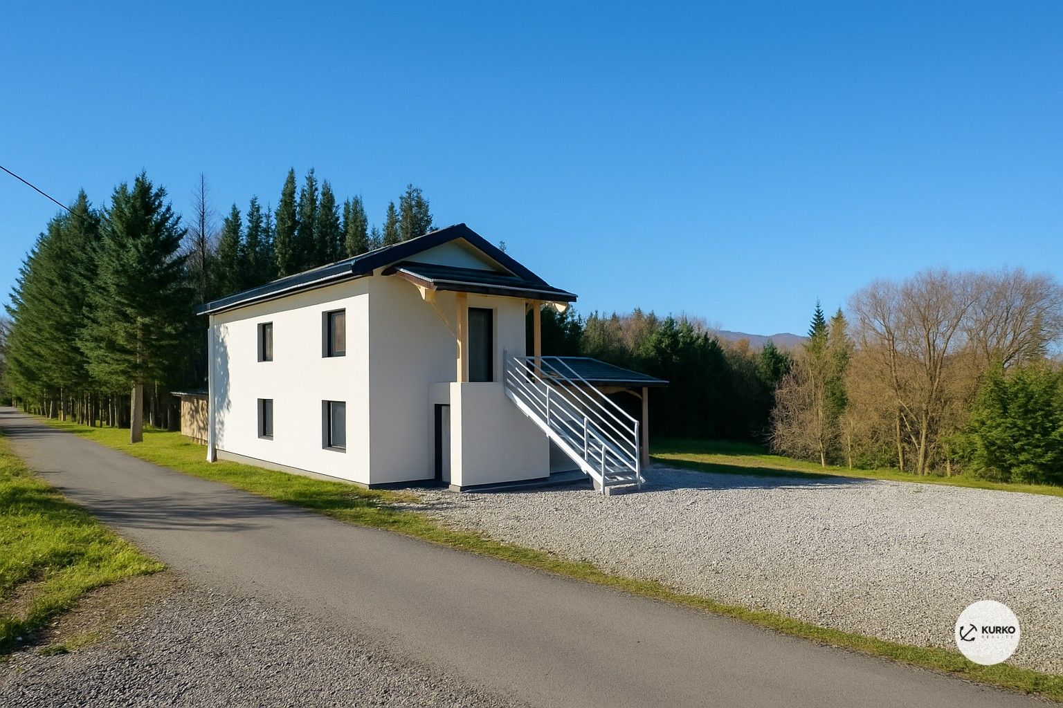 Rodinné domy, Návsí, 200 m²