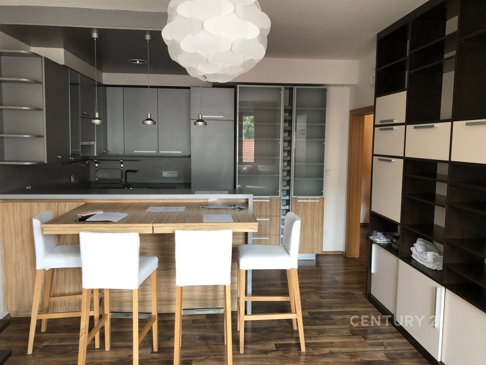 4+kk, Husitská, Praha, 88 m²