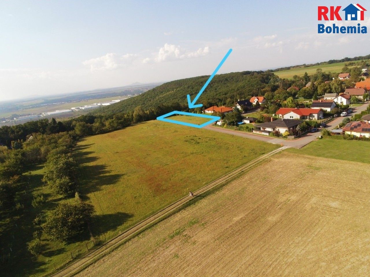 Prodej pozemek pro bydlení - Chloumek, Dobrovice, 1 850 m²