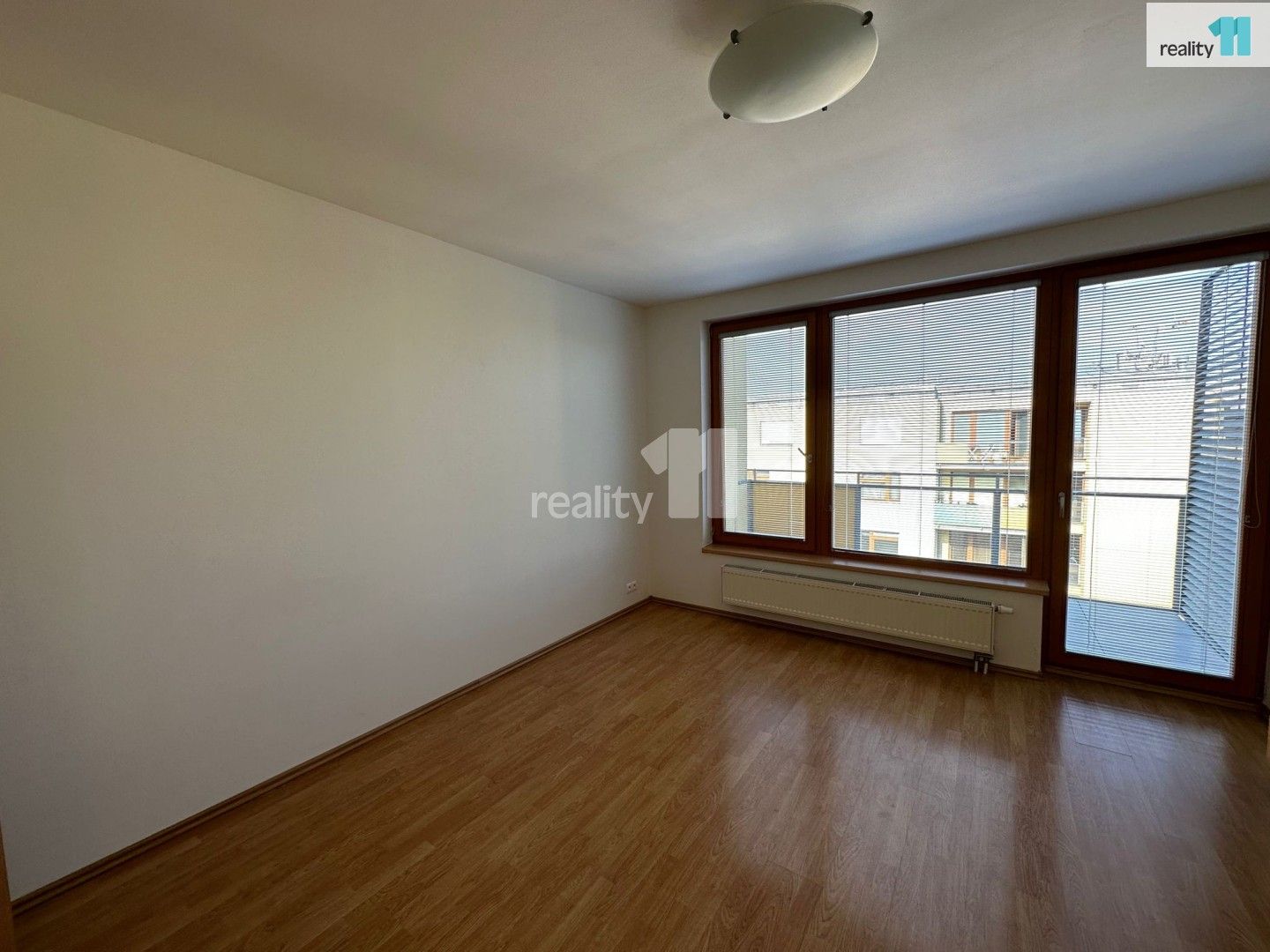 Pronájem byt 1+kk - Nepelova, Praha, 33 m²