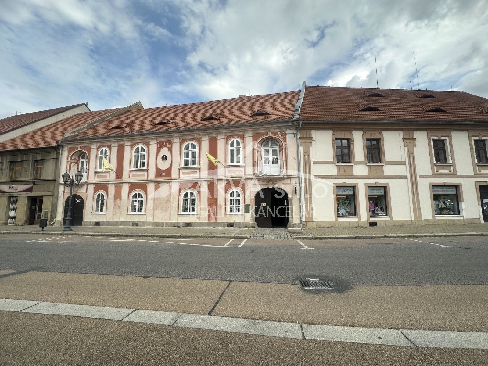 Pronájem restaurace - Malé náměstí, Rokycany, 125 m²